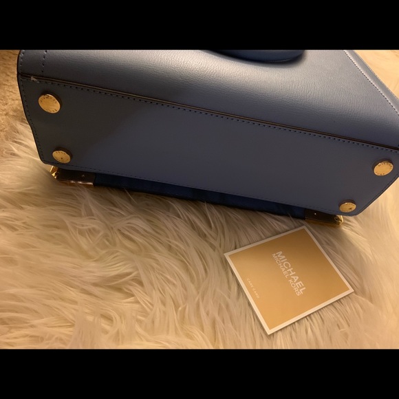 Handbag - Picture 8 of 11